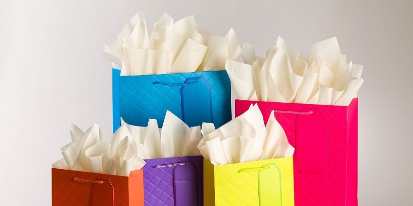 how to put tissue paper in a gift bag