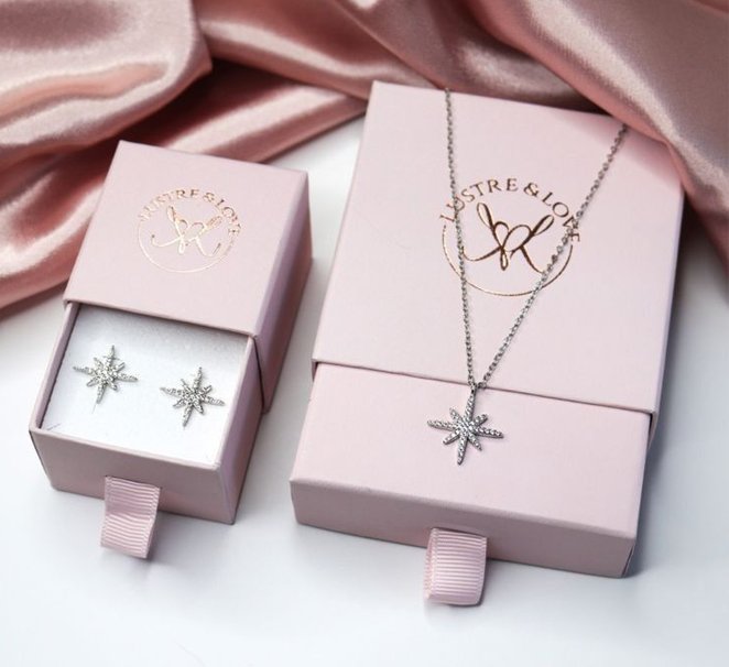 custom necklace boxes