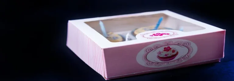 branded square boxes for cake